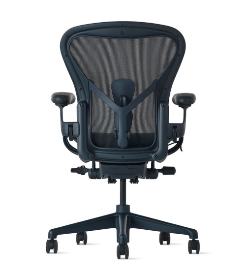 Neu: Aeron-Bürostuhl in Nighfall-Blau von Herman Miller